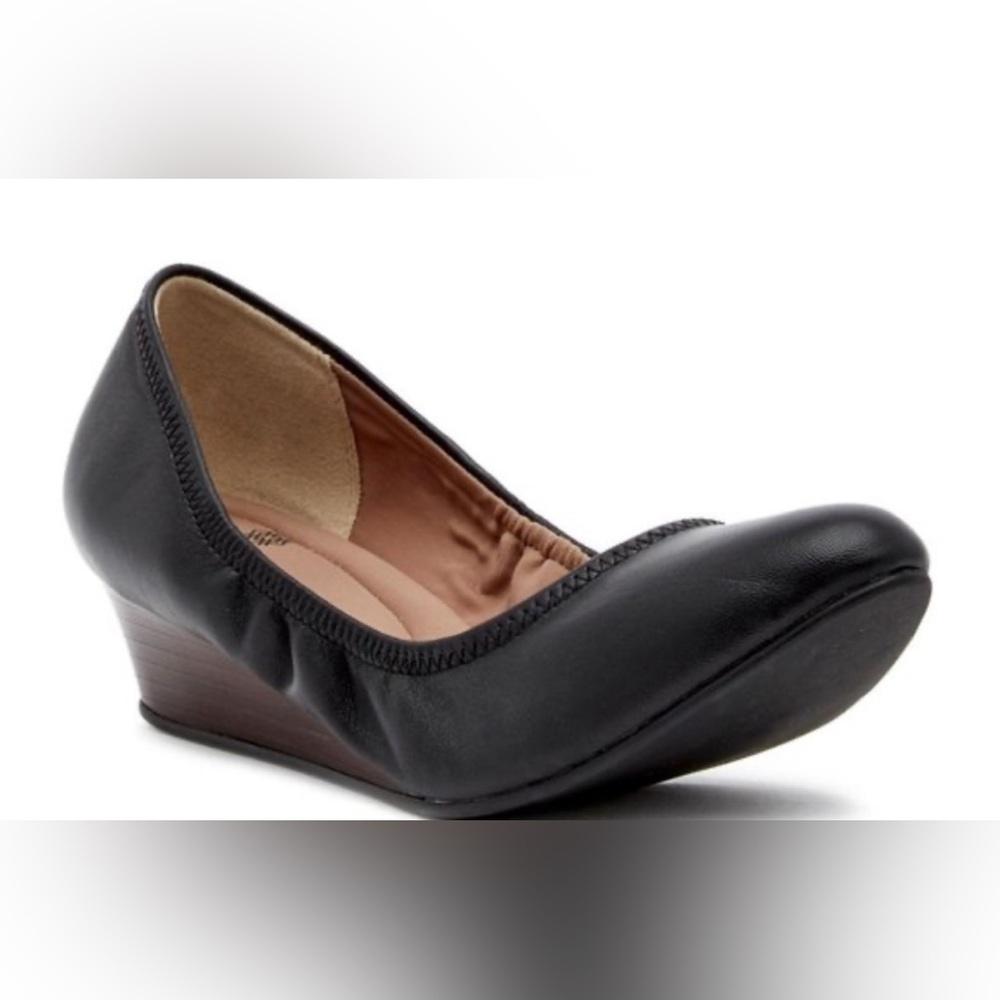 Susina Fraya Lea Wedge Shoe